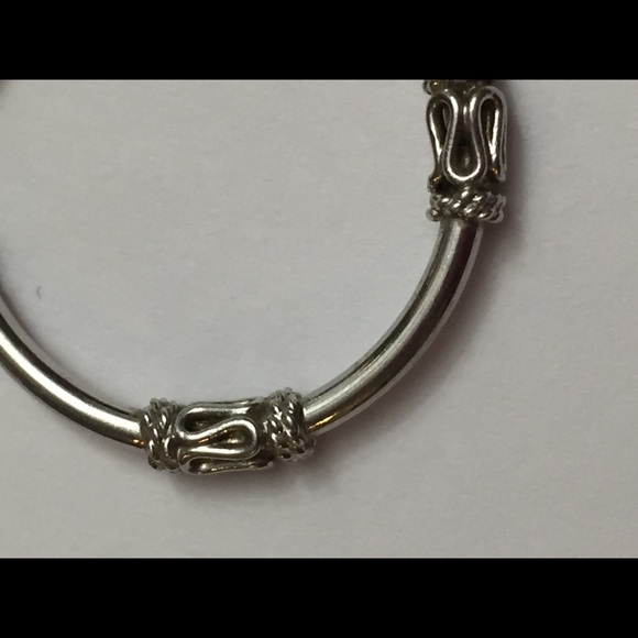 Beautiful 925 Sterling silver hoop earrings with thai design - Picture 2 of 7